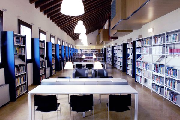 BIBLIOTECA CIVICA CITT&Agrave; DI THIENE