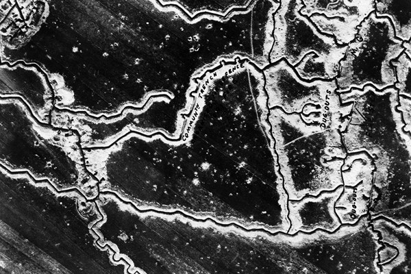 "SENZA SOVERCHI RIGUARDI"