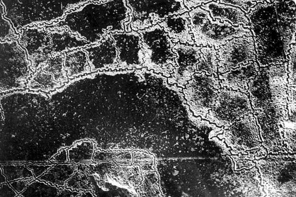 "SENZA SOVERCHI RIGUARDI"